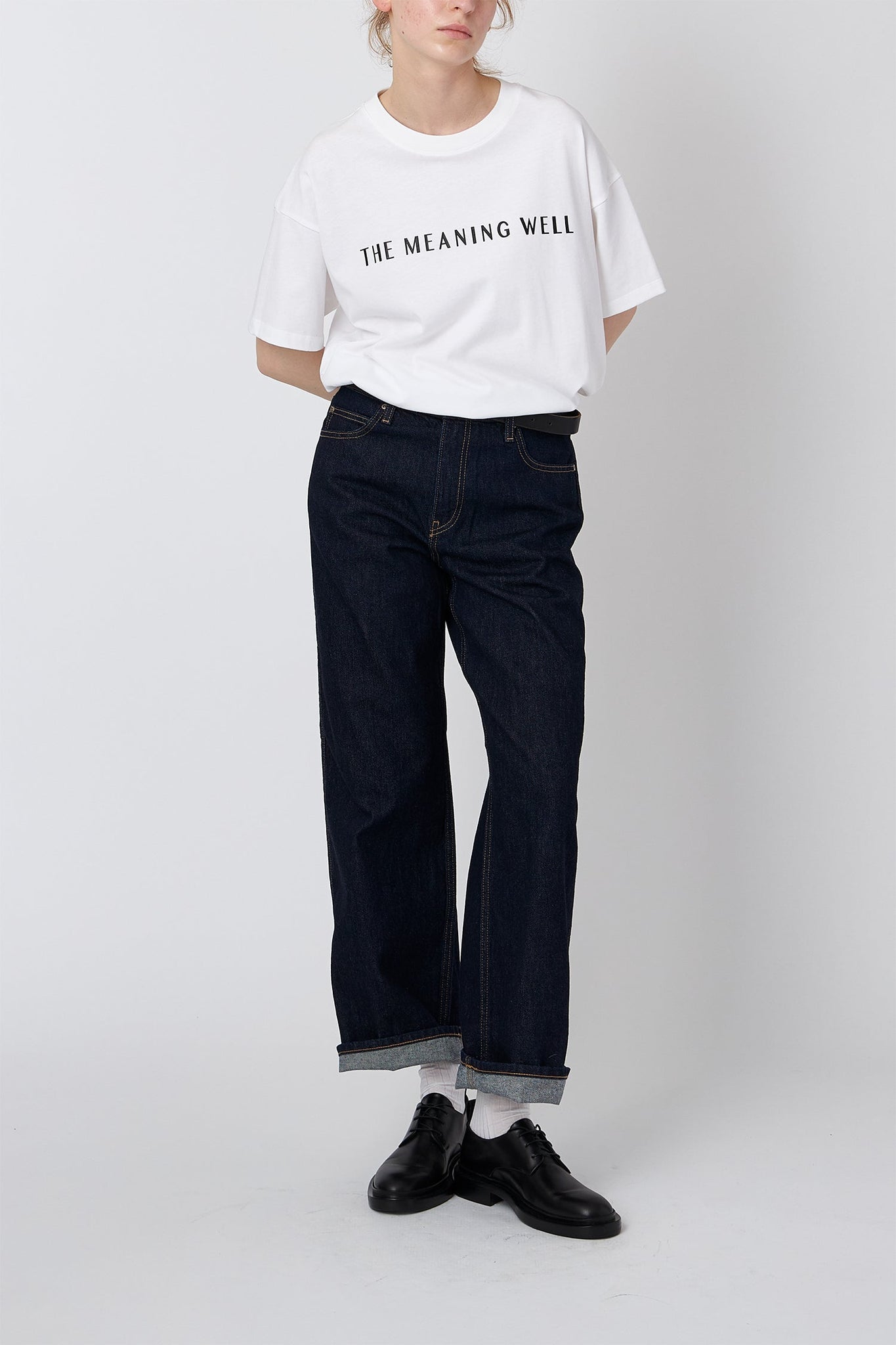 THE MEANINT WELL WHITE SHORT SLEEVE