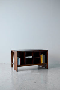 PIGEONHOLE DESK