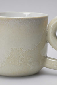 ALPHABET　HANDLE　MUG　CUP-E