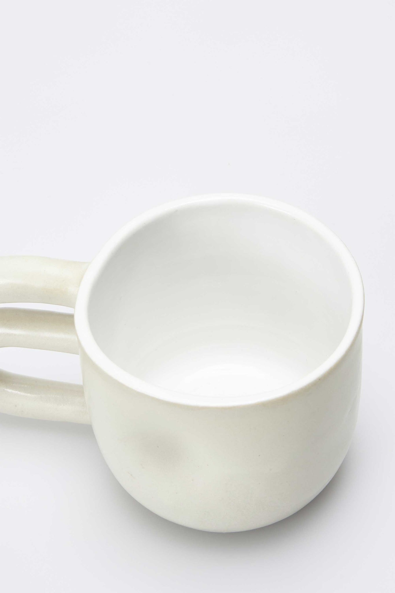 ALPHABET　HANDLE　MUG　CUP-K