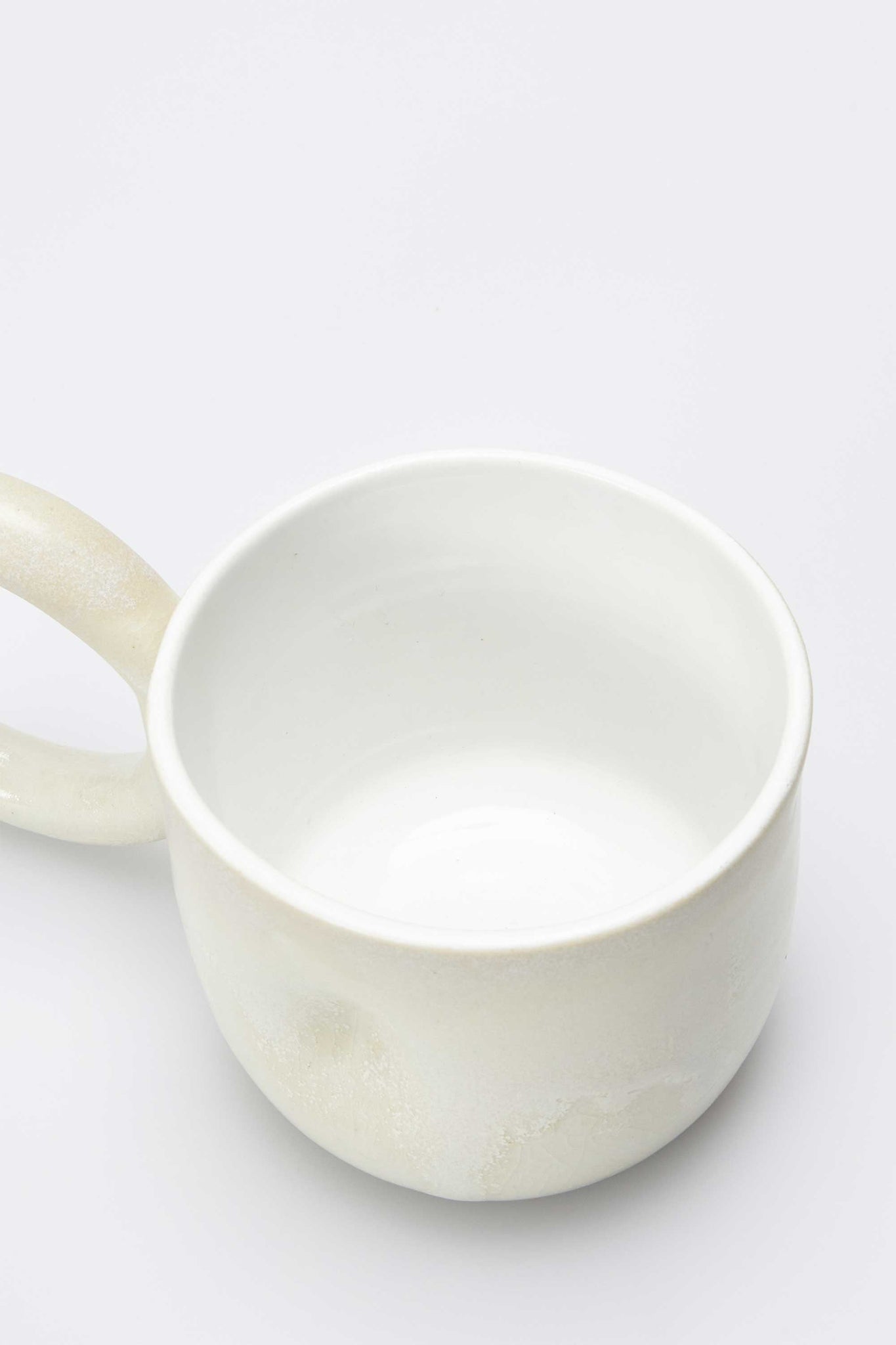 ALPHABET　HANDLE　MUG　CUP-O